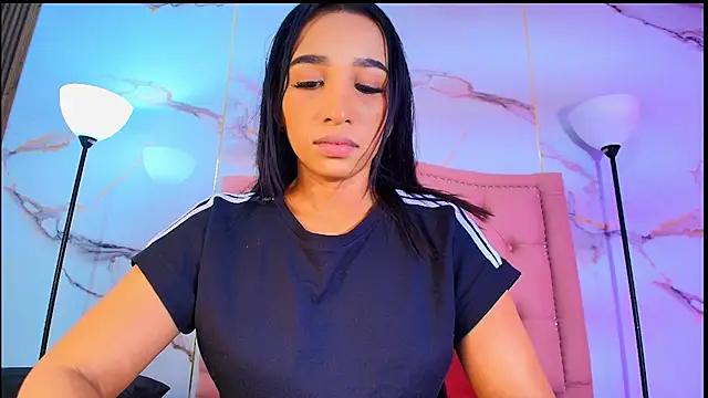 AlyaThompson online show from May 2026 04:10:01 AM