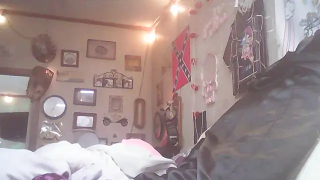 BonnienClyde5421 online show from March 2026 01:10:02 AM