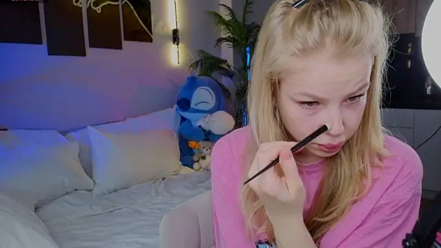 emilyshepar d online show from April 2026 02:14:02 AM