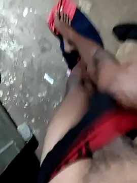 RAYI Queen 4 online show from December 2025 02:14:02 PM