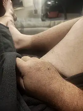 hubbyfun19 online show from November 2025 07:50:01 AM