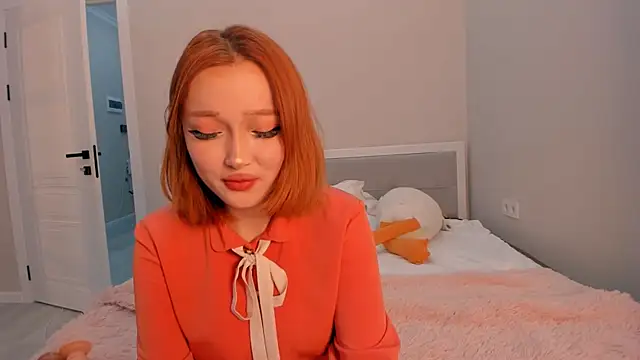 Snapshot of yuna_loon chatting on October 2025 02:12:02 PM yuna loon online show from October 2025 02:12:02 PM