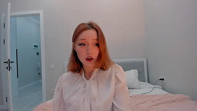 Snapshot of yuna_loon chatting on October 2025 05:09:01 PM yuna loon online show from October 2025 05:09:01 PM