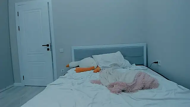 Snapshot of yuna_loon chatting on October 2025 06:38:02 PM yuna loon online show from October 2025 06:38:02 PM