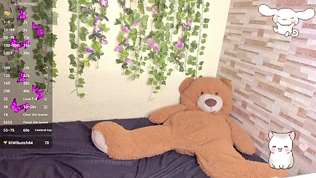 Amy Moonlight online show from February 2026 10:11:02 PM