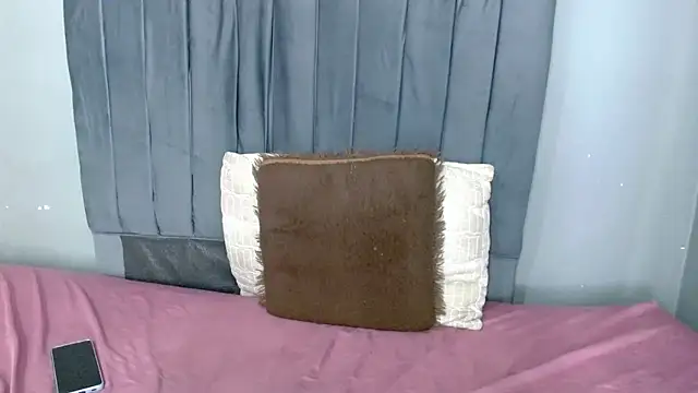 ChubbyBuddyxXx online show from March 2026 06:15:02 PM