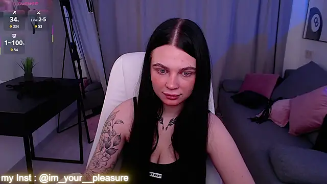 Michela Fruet online show from February 2026 01:02:02 AM