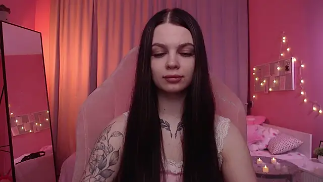 Michela Fruet online show from May 2026 01:02:02 AM