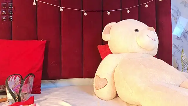 PrincePoppy online show from October 2025 08:36:02 PM