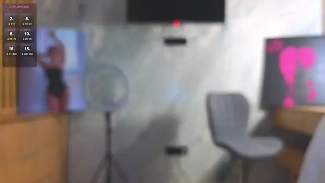 Snapshot of miss_bubbles_ chatting on October 2025 12:41:02 AM miss bubbles online show from October 2025 12:41:02 AM