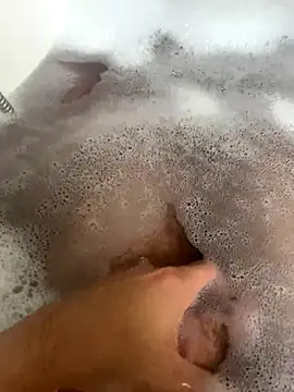 boran72 online show from December 2025 01:39:02 PM