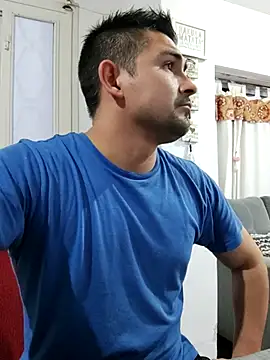 Snapshot of Bradd_32 chatting on September 2025 02:23:01 AM Bradd 32 online show from September 2025 02:23:01 AM