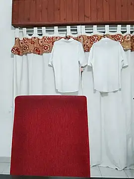 Snapshot of Bradd_32 chatting on November 2025 02:50:02 AM Bradd 32 online show from November 2025 02:50:02 AM