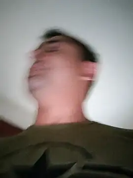 Bradd 32 online show from April 2026 12:22:02 PM