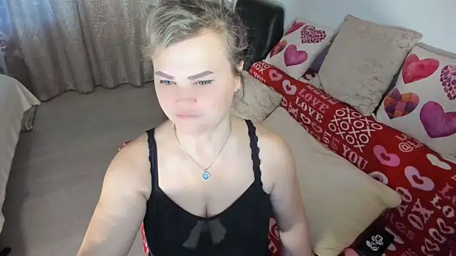 MildMature online show from April 2026 05:41:01 PM