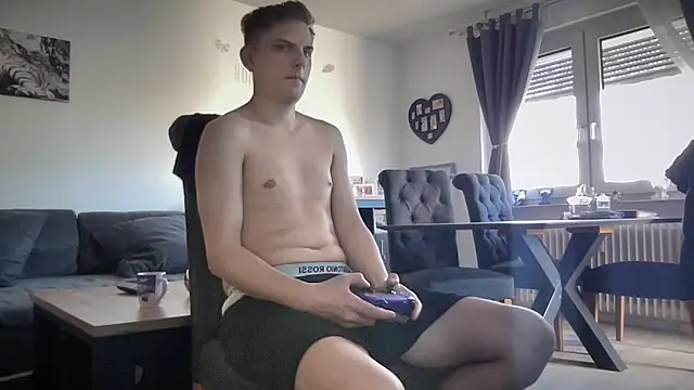 Sweetbooy90 online show from April 2026 06:25:01 AM