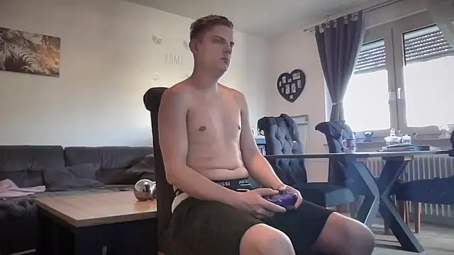 Sweetbooy90 online show from April 2026 06:22:02 AM