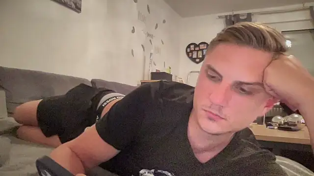 Sweetbooy90 online show from June 2026 08:07:02 PM