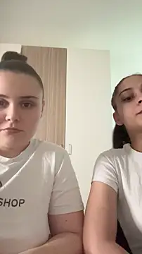 FemmeAffair online show from April 2026 11:37:02 PM