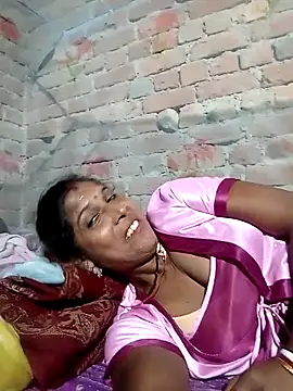 Savita992 online show from October 2025 10:21:02 PM