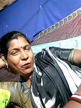 Savita992 online show from February 2026 02:01:02 PM