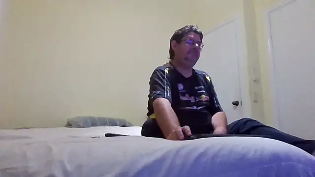 kittKarr54- online show from May 2026 03:40:01 PM