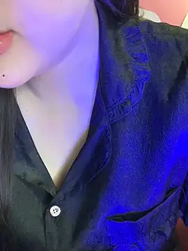 Linhtruong  online show from April 2026 01:16:01 AM