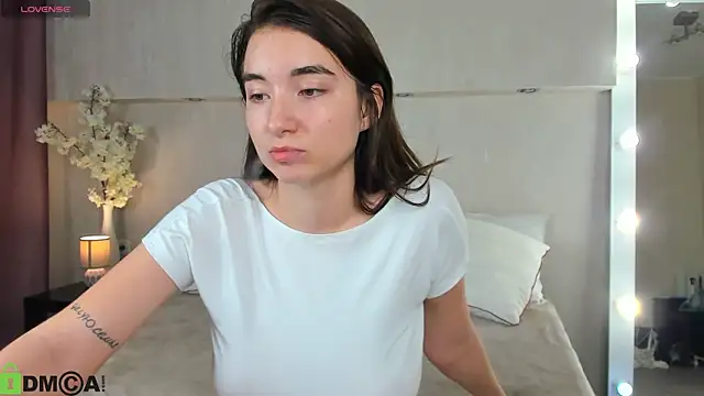 Snapshot of Adelina_Bliss chatting on June 2026 09:30:01 AM Adelina Bliss online show from June 2026 09:30:01 AM