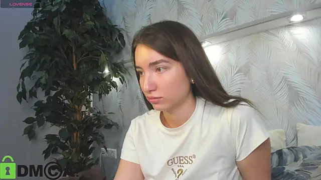 Snapshot of Adelina_Bliss chatting on July 2026 09:12:02 AM Adelina Bliss online show from July 2026 09:12:02 AM