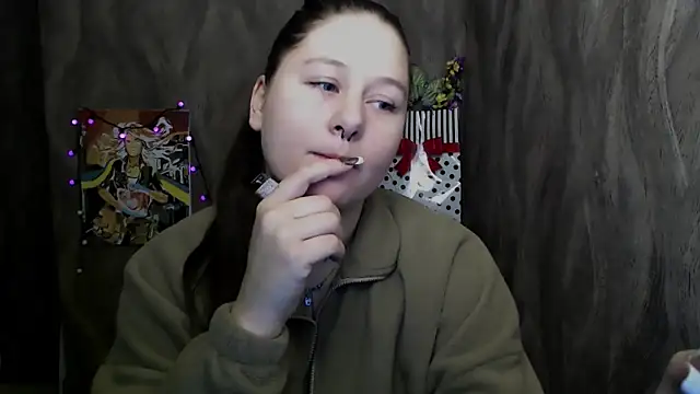 Snapshot of Linda_S_ chatting on November 2025 03:56:02 PM Linda S online show from November 2025 03:56:02 PM