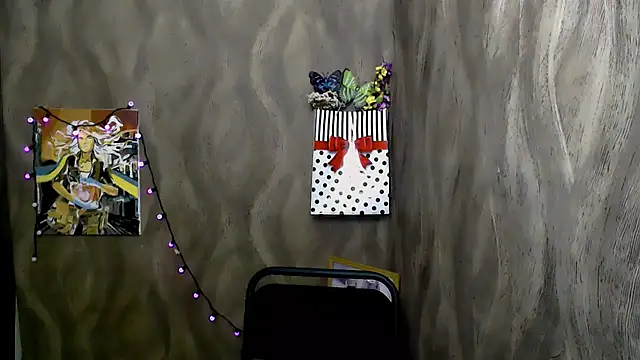 Snapshot of Linda_S_ chatting on December 2025 11:59:01 AM Linda S online show from December 2025 11:59:01 AM