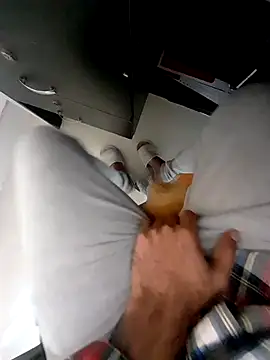 Snapshot of hackyourpussy@xh chatting on November 2025 02:35:01 AM hackyourpussyxh online show from November 2025 02:35:01 AM