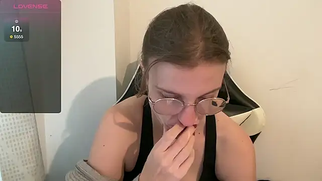 BustyKellyXXX online show from December 2025 10:09:01 AM