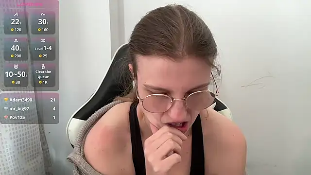 BustyKellyXXX online show from March 2026 03:18:01 PM