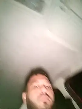 Frank0021 online show from April 2026 02:40:02 AM