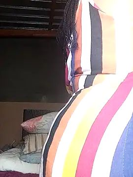 Moretl online show from October 2025 06:20:01 PM