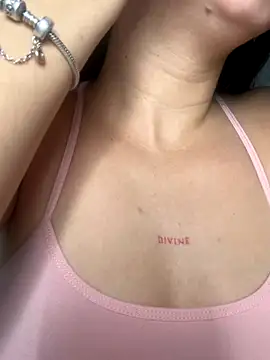 lucy grey25 online show from December 2025 01:05:02 PM