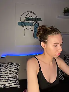 Snapshot of SoulNonNude chatting on December 2025 07:20:02 PM SoulNonNude online show from December 2025 07:20:02 PM