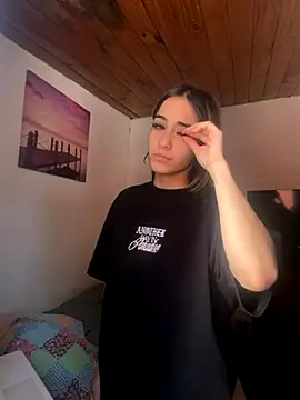 Snapshot of Babylovetiernax chatting on November 2025 02:05:01 PM Babylovetiernax online show from November 2025 02:05:01 PM