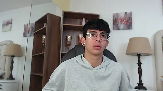 Ibratxandy online show from May 2026 11:48:02 AM