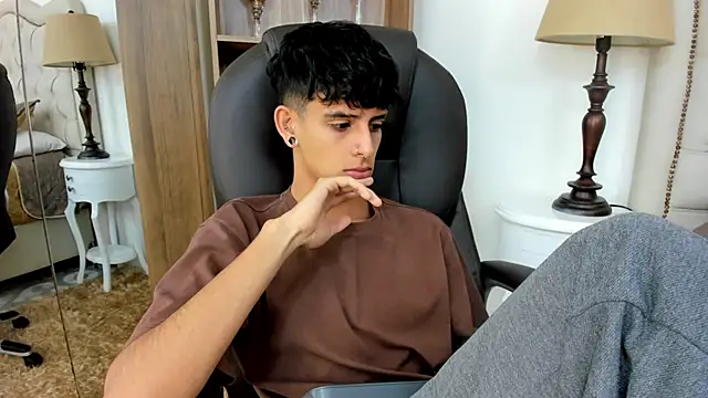 Ibratxandy online show from May 2026 11:59:01 AM