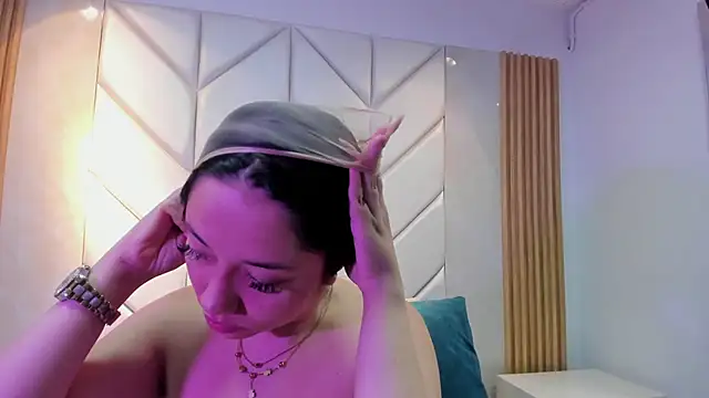 BarbieMonet online show from October 2025 12:17:02 PM