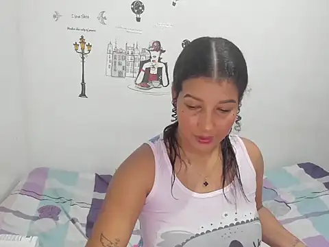 Hellen scot online show from November 2025 10:11:02 PM