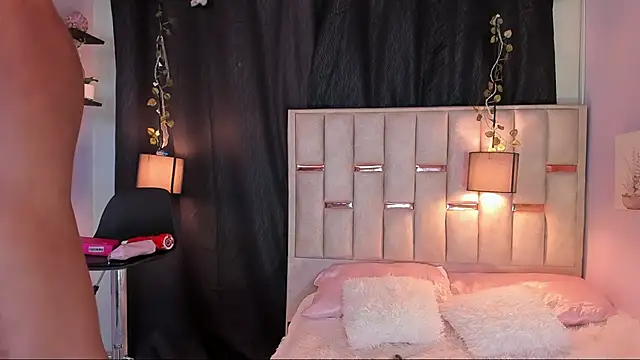 Hanzking01 online show from November 2025 03:17:01 AM