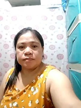 Snapshot of pinay_labb chatting on December 2025 12:27:01 AM pinay labb online show from December 2025 12:27:01 AM