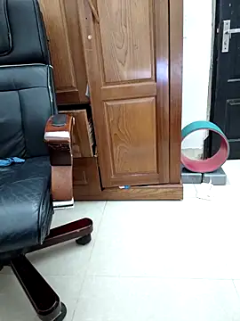 Snapshot of Lena079 chatting on October 2025 09:08:02 AM Lena079 online show from October 2025 09:08:02 AM