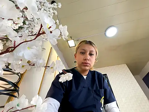 Snapshot of CamilleMilano chatting on September 2025 06:24:02 AM CamilleMilano online show from September 2025 06:24:02 AM