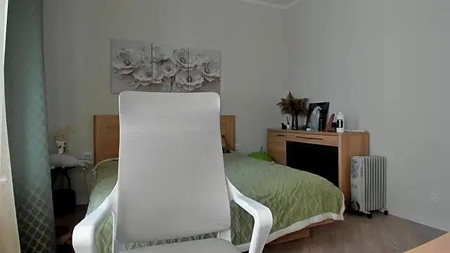 flooora 0 online show from June 2026 01:37:01 AM