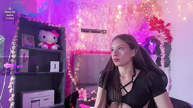 Scarlett21   online show from February 2026 05:03:02 PM