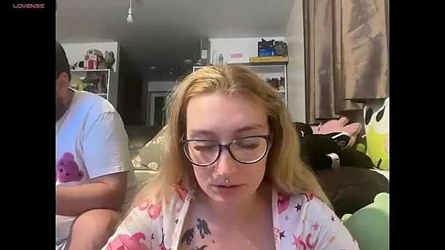 harleyblair online show from November 2025 11:37:02 PM